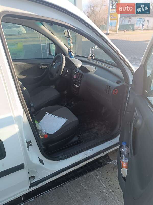 Мінівен Opel Combo 2006 в Дубні фото 7 Мінівен Opel Combo 2006 в Дубні
