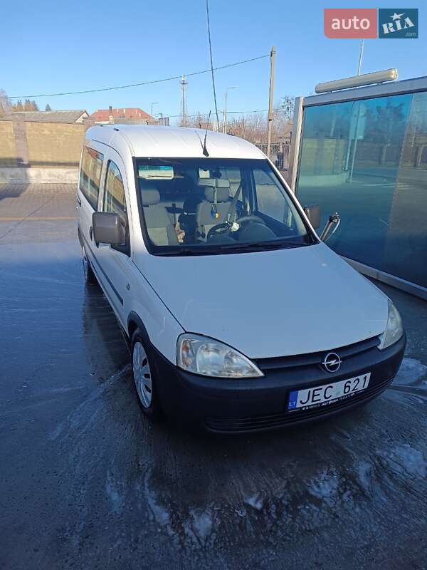Мінівен Opel Combo 2006 в Дубні фото 5 Мінівен Opel Combo 2006 в Дубні