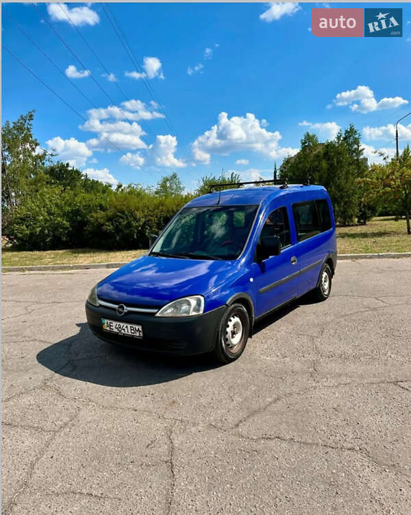 Минивэн Opel Combo 2004 в Кривом Роге