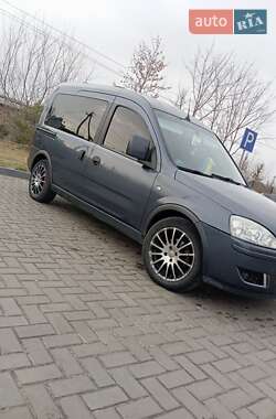 Мінівен Opel Combo 2008 в Любомлі