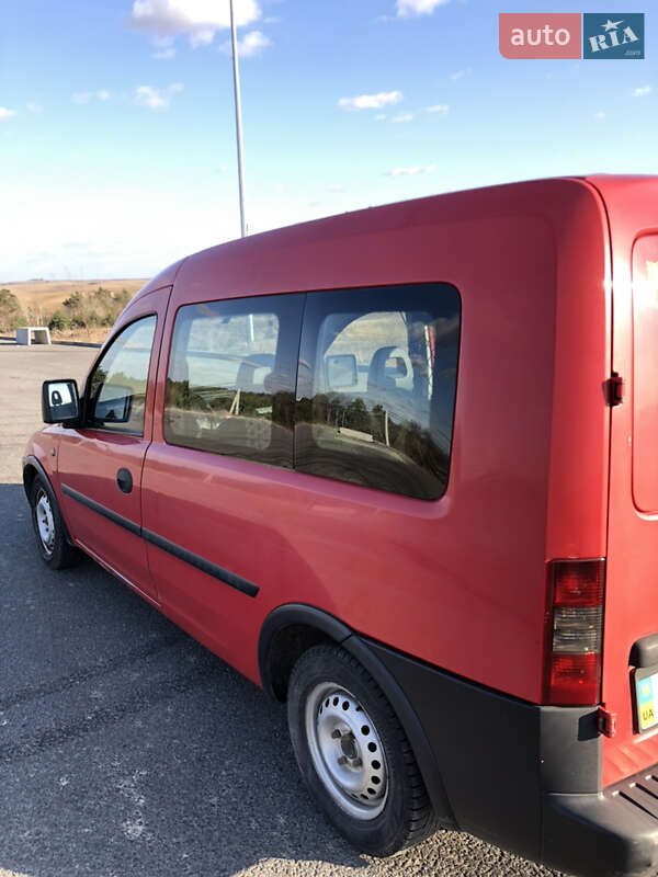 Минивэн Opel Combo 2006 в Ровно