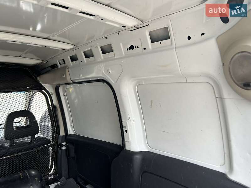 Грузовой фургон Opel Combo 2007 в Красилове