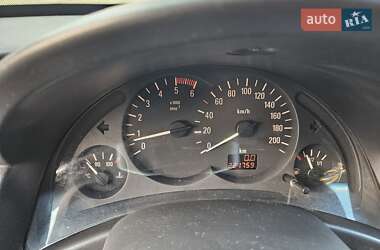 Минивэн Opel Combo 2011 в 