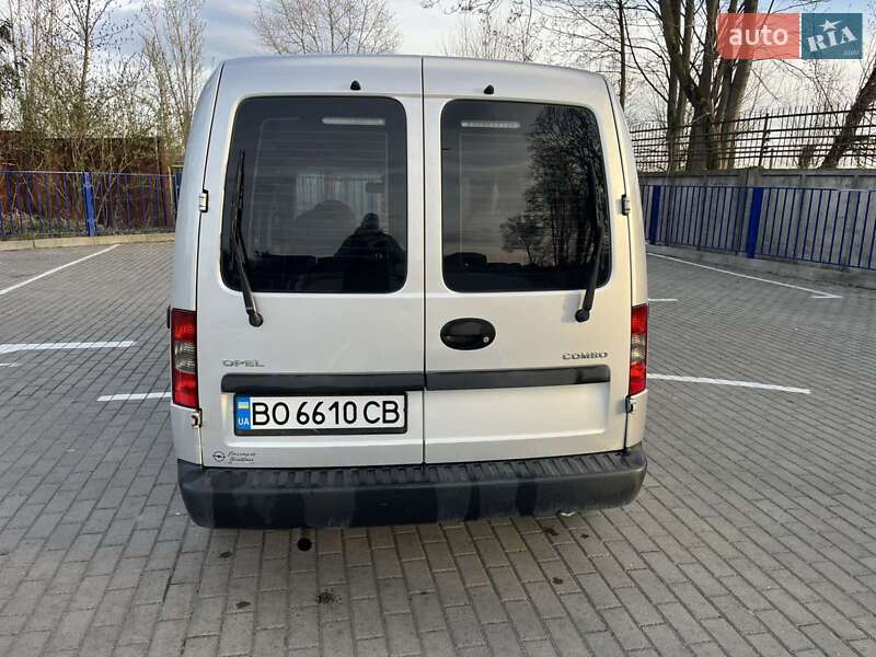 Минивэн Opel Combo 2005 в Тернополе