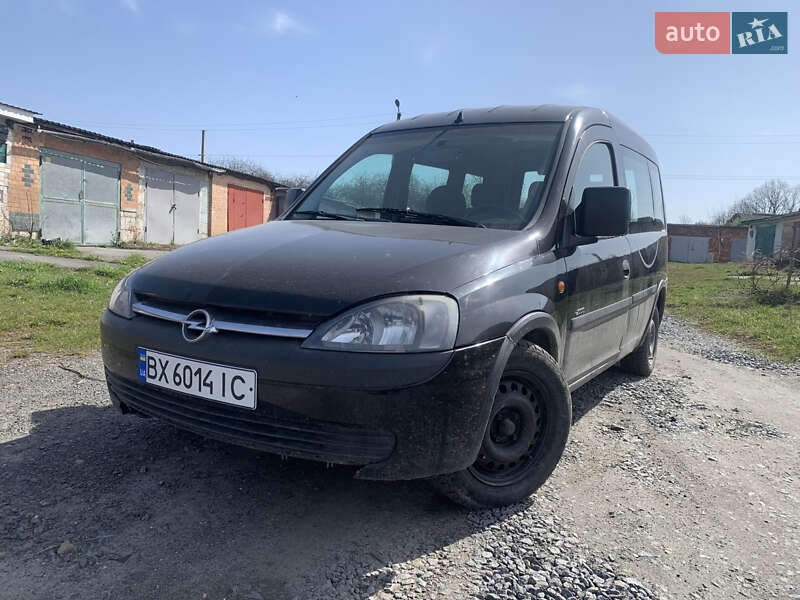 Минивэн Opel Combo 2002 в 