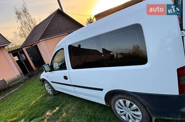 Минивэн Opel Combo 2004 в 