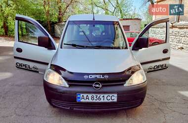 Минивэн Opel Combo 2007 в 