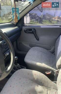 Грузовой фургон Opel Combo 2001 в 