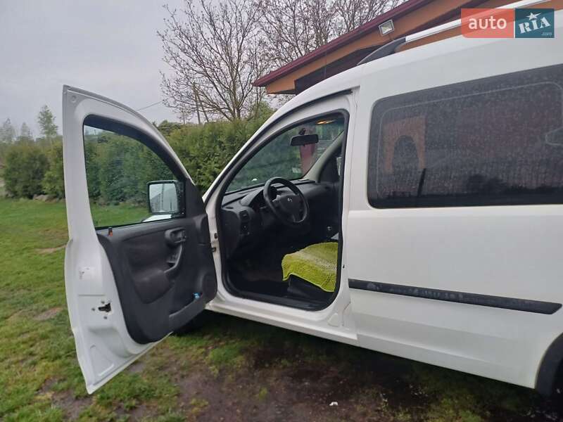 Мінівен Opel Combo 2007 в Любомлі