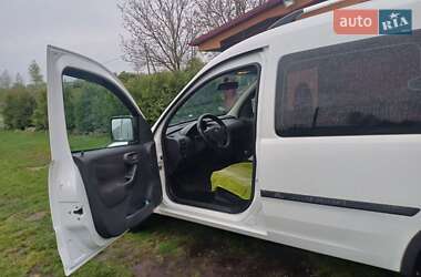Минивэн Opel Combo 2007 в 