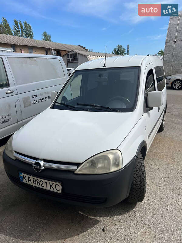 Opel Combo 2006