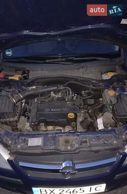 Минивэн Opel Combo 2004 в 