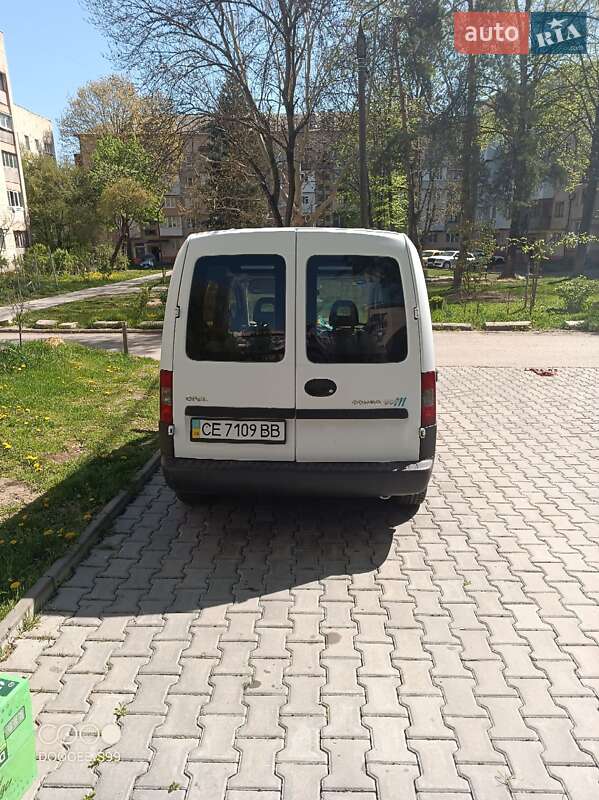 Минивэн Opel Combo 2008 в Черновцах