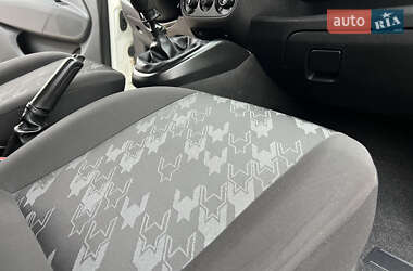 Минивэн Opel Combo 2013 в 