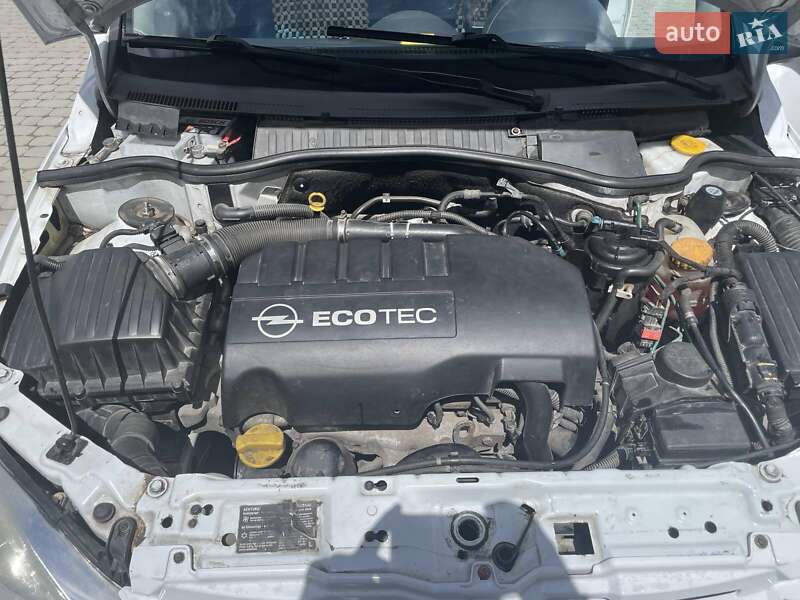 Минивэн Opel Combo 2011 в Дрогобыче