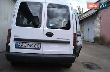 Минивэн Opel Combo 2005 в 