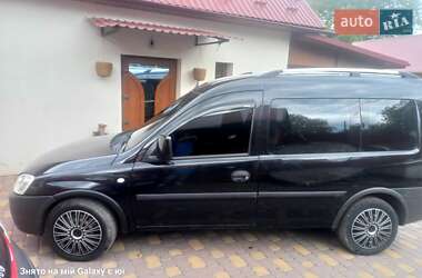 Минивэн Opel Combo 2010 в Заставной
