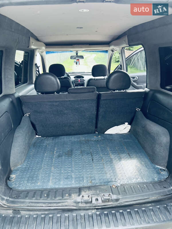 Мінівен Opel Combo 2006 в Батурині