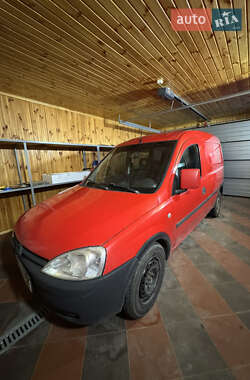 Грузовой фургон Opel Combo 2011 в Житомире