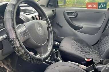 Минивэн Opel Combo 2003 в 