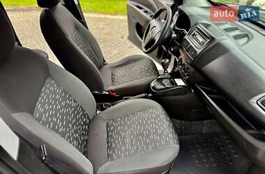 Мінівен Opel Combo 2015 в 