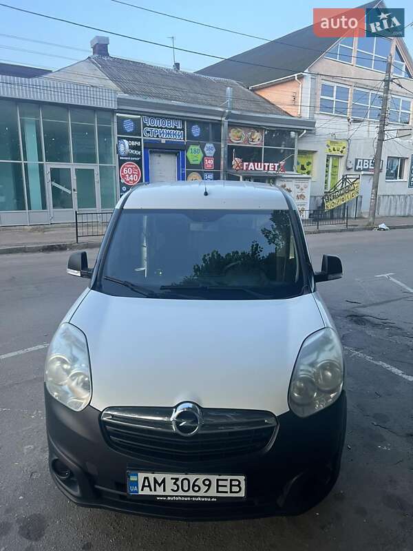 Мінівен Opel Combo 2013 в Житомирі