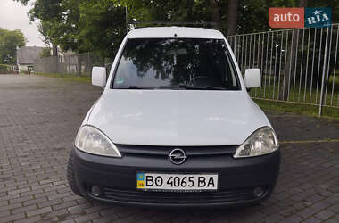 Минивэн Opel Combo 2005 в 