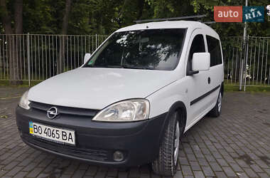 Минивэн Opel Combo 2005 в 