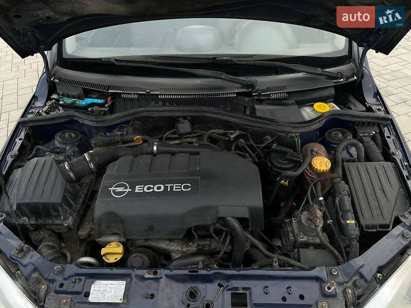 Мінівен Opel Combo 2006 в Брошневі-Облозі