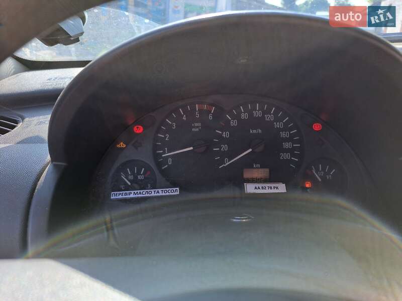 Рефрижератор Opel Combo 2003 в Киеве