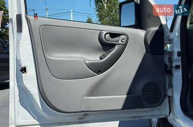Минивэн Opel Combo 2004 в 
