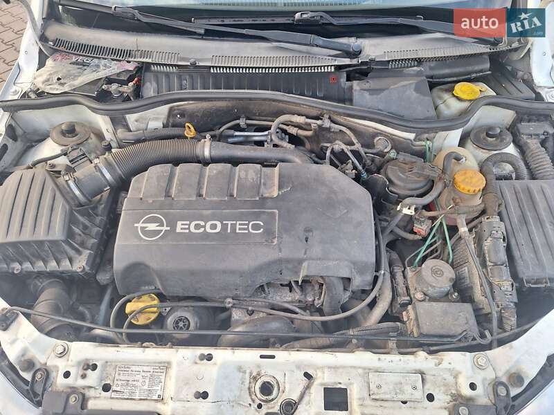 Минивэн Opel Combo 2007 в Воловце