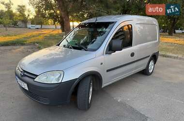 Вантажний фургон Opel Combo 2006 в Миколаєві