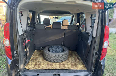 Минивэн Opel Combo 2012 в 