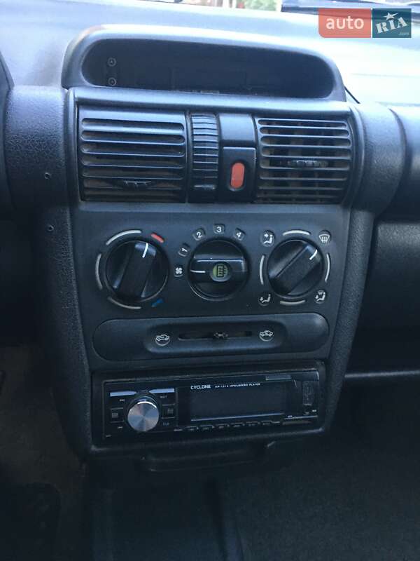 Другие грузовики Opel Combo 2000 в Измаиле