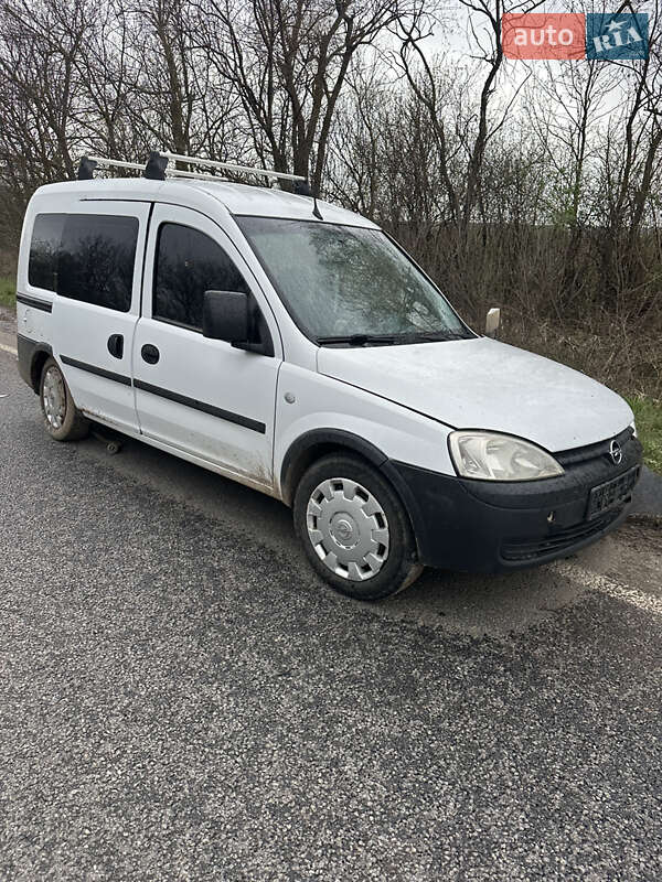 Мінівен Opel Combo 2008 в Чернівцях