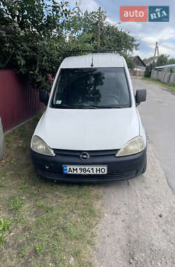 Грузовой фургон Opel Combo 2006 в Барановке