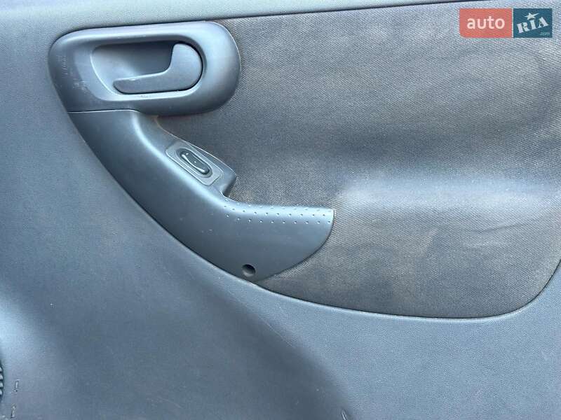 Грузовой фургон Opel Combo 2011 в Одессе