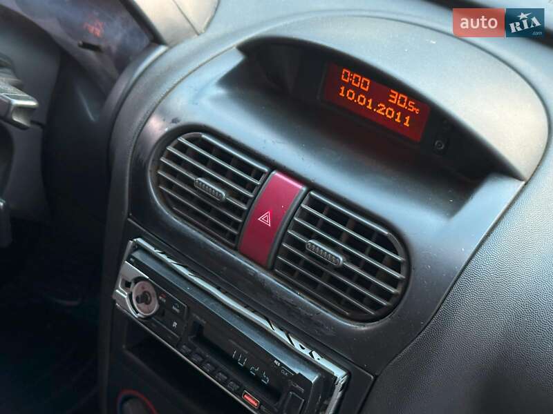 Грузовой фургон Opel Combo 2011 в Одессе