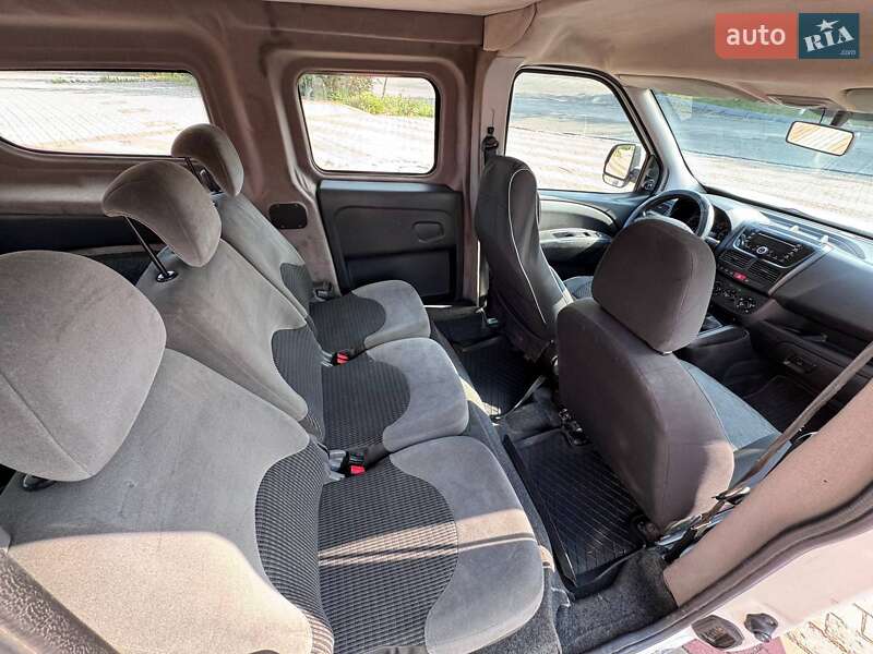 Минивэн Opel Combo 2012 в Запорожье