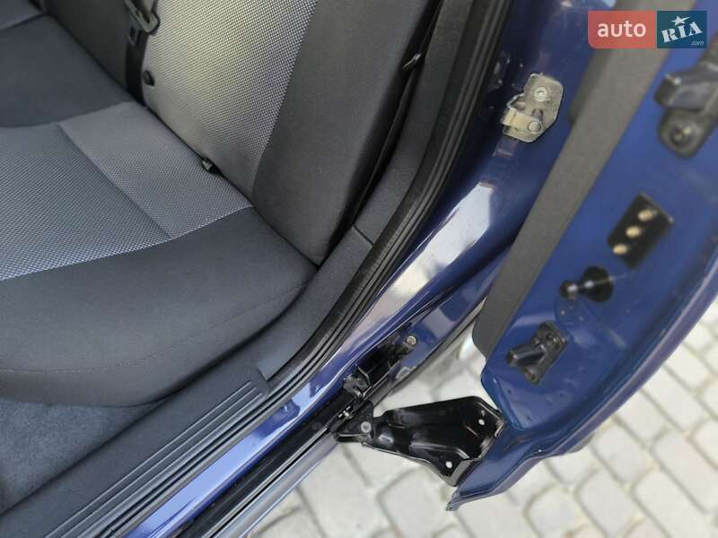 Мінівен Opel Combo 2009 в Кременці