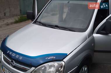 Минивэн Opel Combo 2008 в Киеве