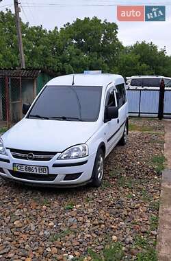 Минивэн Opel Combo 2010 в 