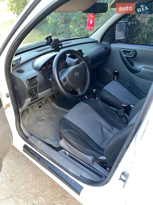 Минивэн Opel Combo 2005 в Николаеве
