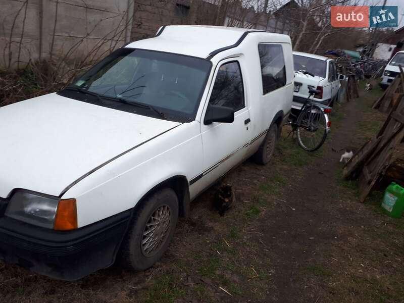 Другие грузовики Opel Combo 1993 в Рожище