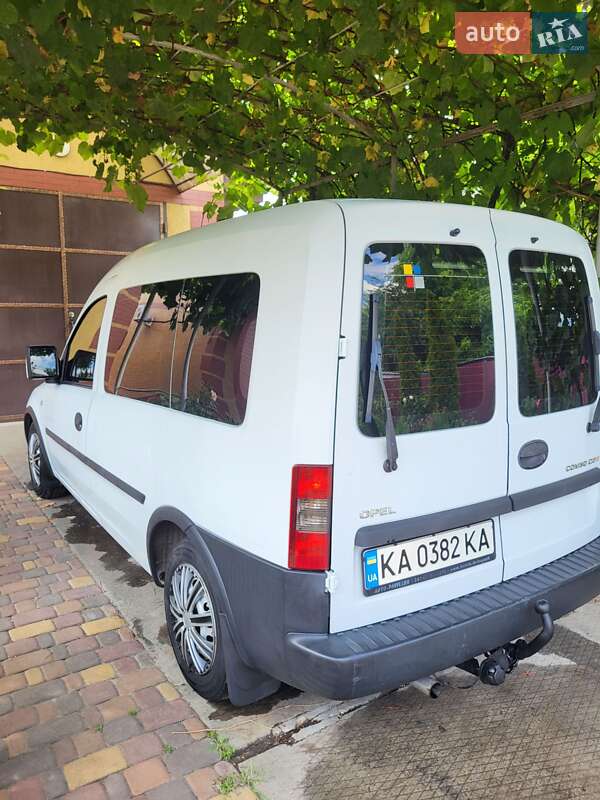 Минивэн Opel Combo 2006 в Смеле