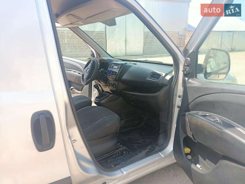 Вантажний фургон Opel Combo 2015 в Києві фото 15 Вантажний фургон Opel Combo 2015 в Києві
