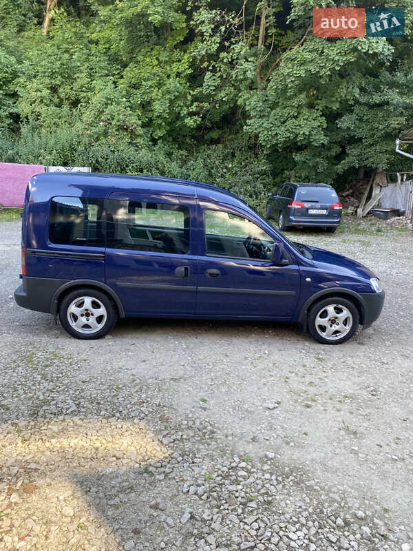 Минивэн Opel Combo 2010 в Галиче