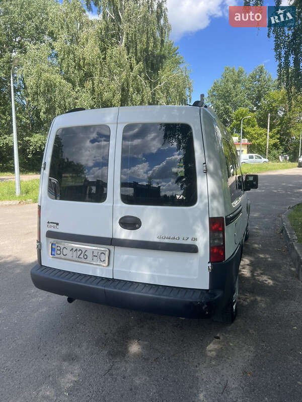 Минивэн Opel Combo 2003 в Золочеве
