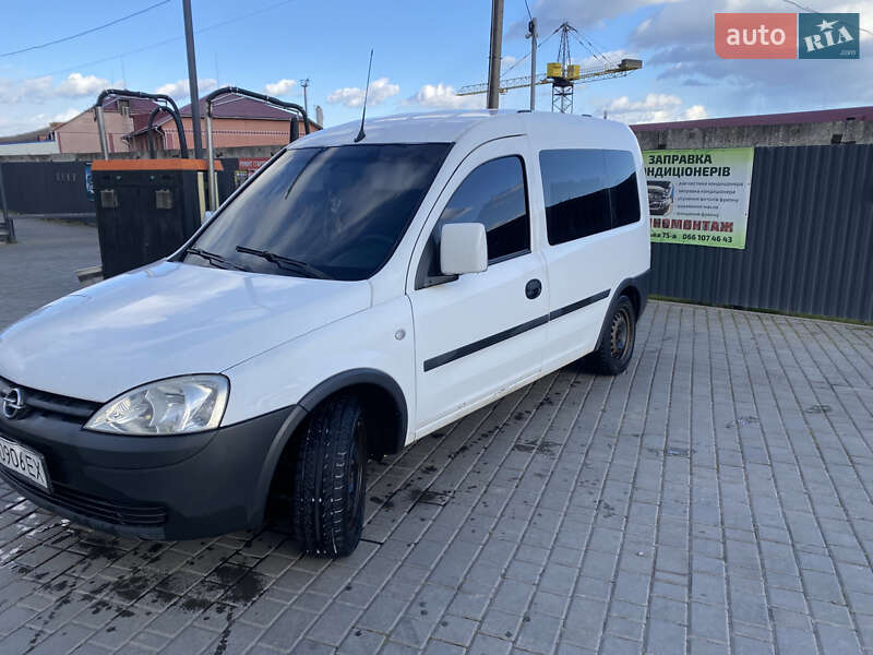 Минивэн Opel Combo 2007 в Мукачево